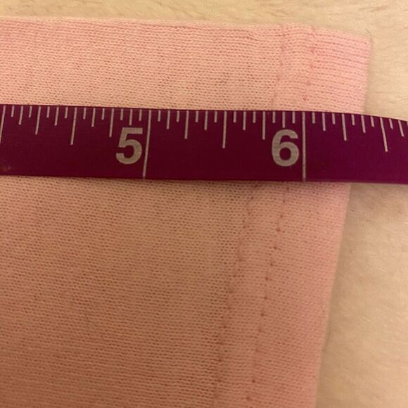 Stranger Things Hawkins Indians Pink Short Sleeve Tee Shirt Sz M - Picture 13 of 14